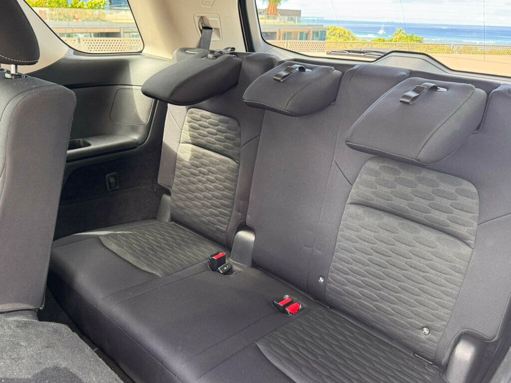 2024 Nissan Pathfinder 3rd Row Seats, SV, Low Mileage! - 23058871 - 13
