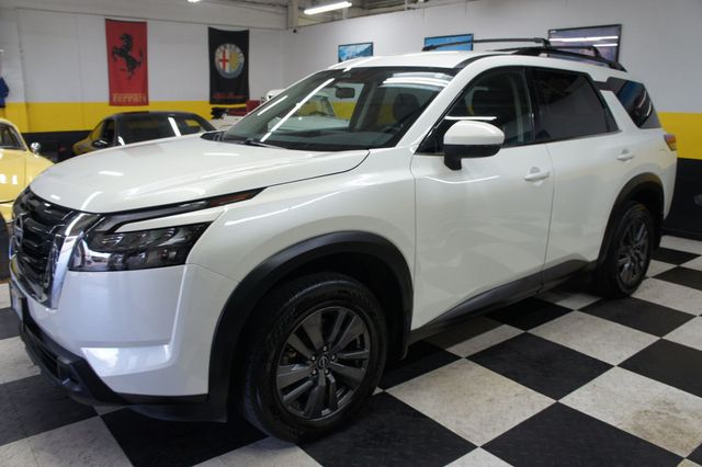 2024 Nissan Pathfinder 3RD Row Seats, SV, Low Mileage! - 23058871 - 21