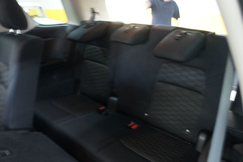 2024 Nissan Pathfinder 3RD Row Seats, SV, Low Mileage! - 23058871 - 48