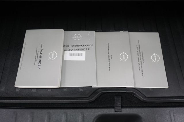2024 Nissan Pathfinder Platinum 2WD - 23010921 - 30