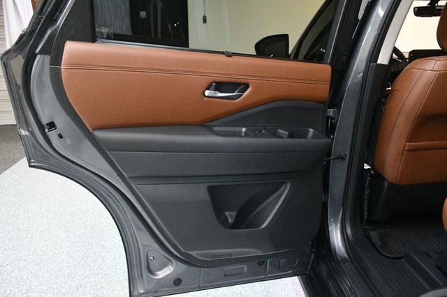 2024 Nissan Pathfinder Platinum 2WD - 23024808 - 23