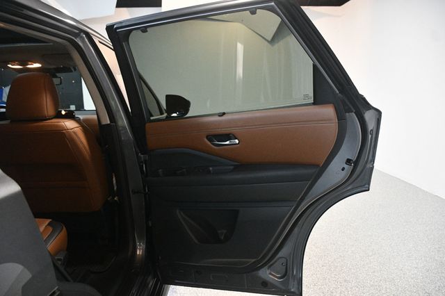 2024 Nissan Pathfinder Platinum 2WD - 23024808 - 24