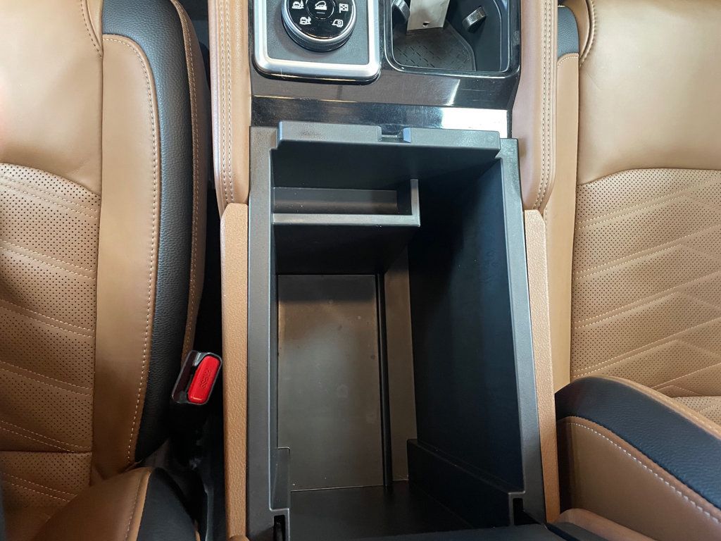 2024 Nissan Pathfinder Platinum 4WD - 23072717 - 29