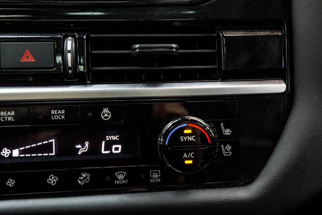2024 Nissan Pathfinder Platinum 4WD - 23033323 - 30