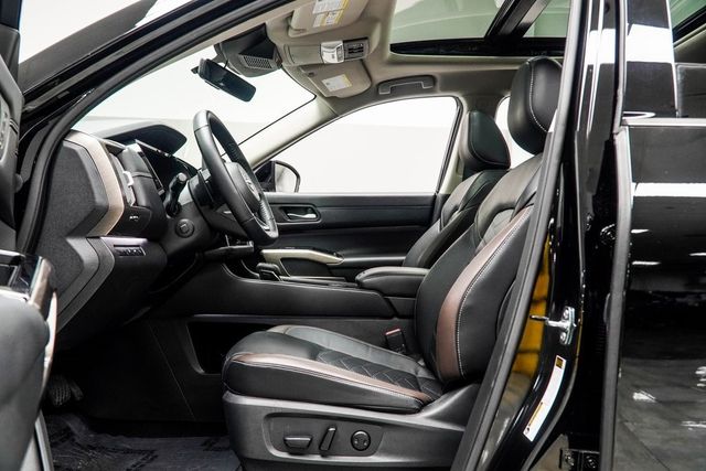 2024 Nissan Pathfinder Platinum 4WD - 22801634 - 33