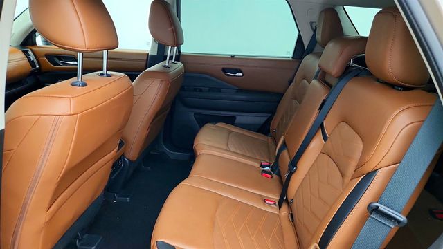2024 Nissan Pathfinder Platinum 4WD - 23024740 - 19