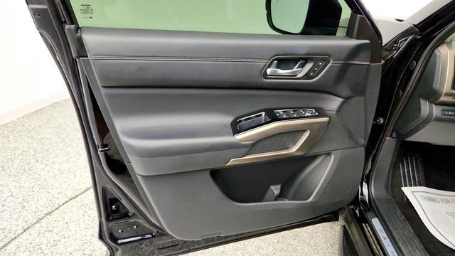 2024 Nissan Pathfinder Platinum 4WD - 23033750 - 10