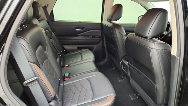 2024 Nissan Pathfinder Platinum 4WD - 23033750 - 23