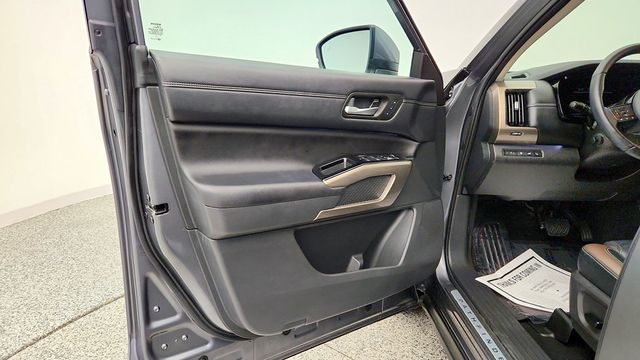 2024 Nissan Pathfinder Platinum 4WD - 23094156 - 9