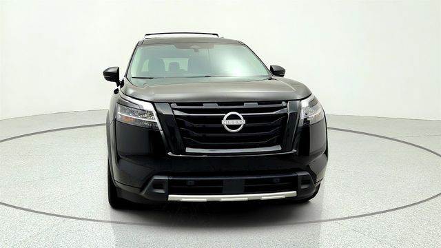 2024 Nissan Pathfinder Platinum 4WD w/ Black Appearance Pkg - 23033750 - 1