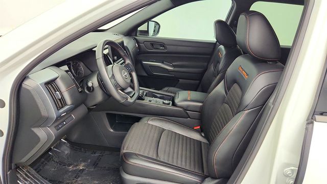 2024 Nissan Pathfinder Rock Creek 4WD - 23035618 - 17