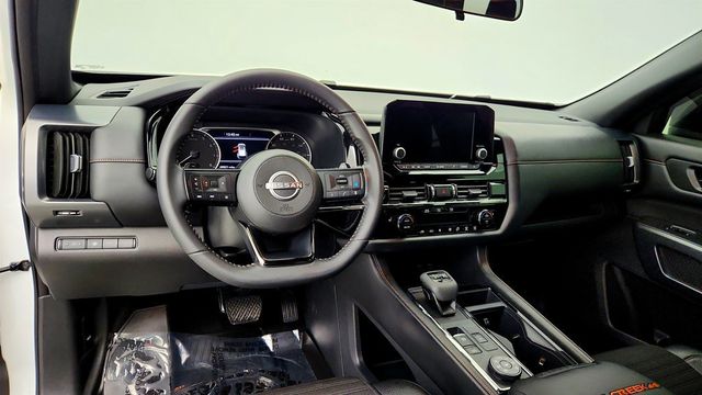 2024 Nissan Pathfinder Rock Creek 4WD - 23067930 - 11