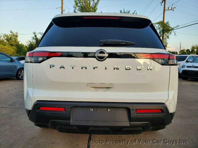2024 Nissan Pathfinder S photo 9