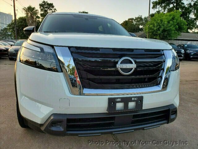 2024 Nissan Pathfinder S photo 4