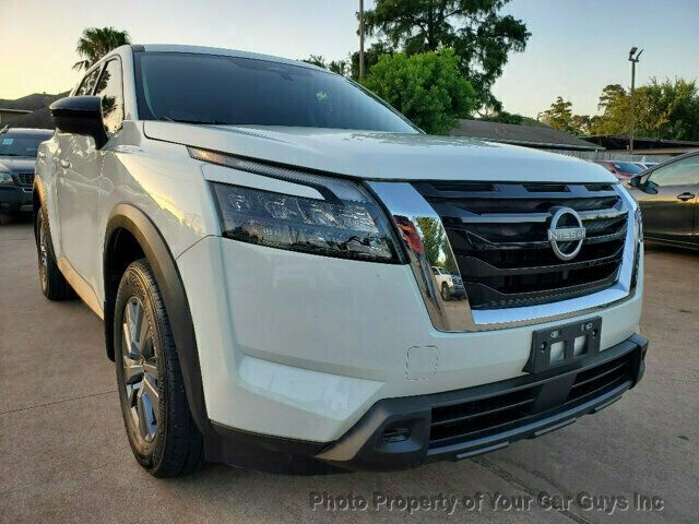 2024 Nissan Pathfinder S photo 5