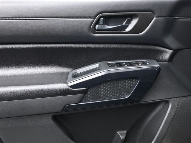 2024 Nissan Pathfinder S 2WD - 22965114 - 11