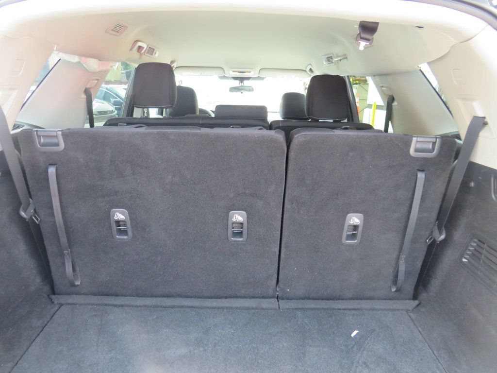Nissan Pathfinder photo 15