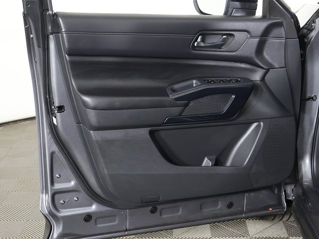 2024 Nissan Pathfinder S 4WD - 22951702 - 19