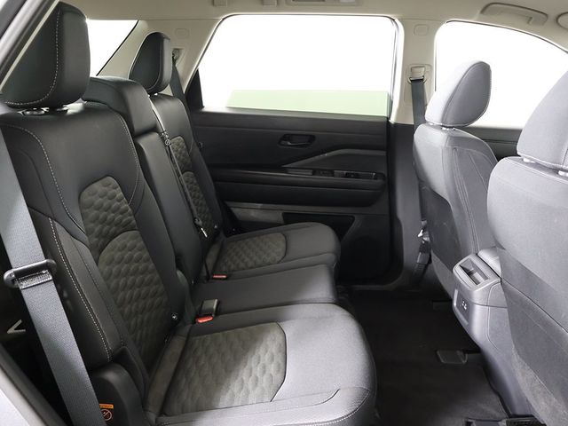 2024 Nissan Pathfinder S 4WD - 22951702 - 30