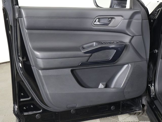 2024 Nissan Pathfinder S 4WD - 22952174 - 18