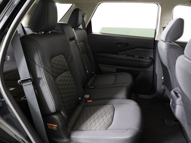 2024 Nissan Pathfinder S 4WD - 22952174 - 29