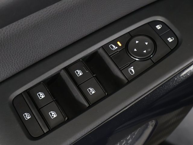 2024 Nissan Pathfinder S 4WD - 22952174 - 34