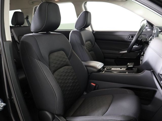 2024 Nissan Pathfinder S 4WD - 22973954 - 26