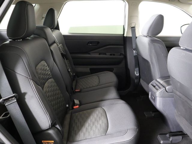 2024 Nissan Pathfinder S 4WD - 22973954 - 28