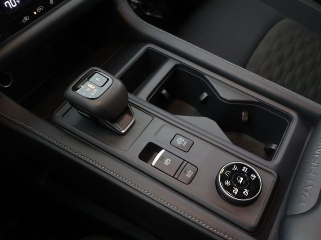 2024 Nissan Pathfinder S 4WD - 22973954 - 43