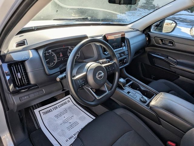 2024 Nissan Pathfinder S 4WD - 22972926 - 15