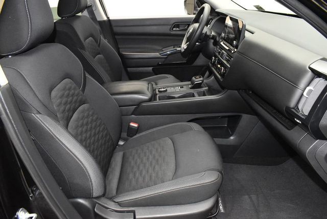 2024 Nissan Pathfinder S 4WD - 22948085 - 19