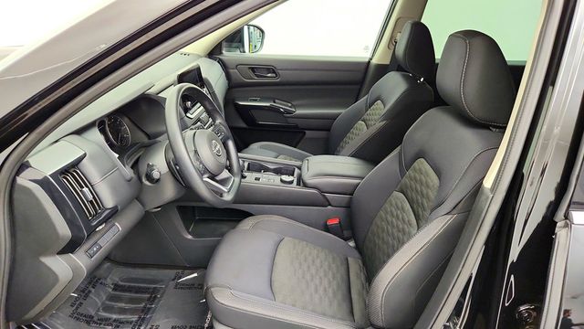 2024 Nissan Pathfinder S 4WD - 23092990 - 17