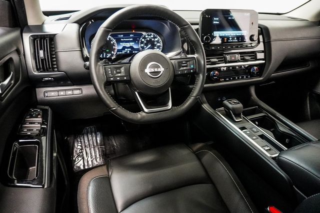 2024 Nissan Pathfinder SL 2WD - 22966193 - 13