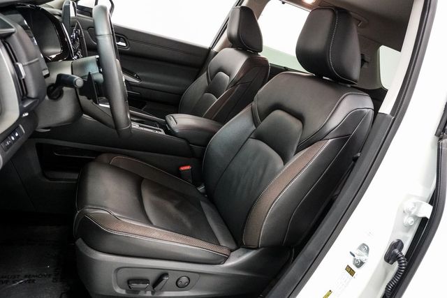 2024 Nissan Pathfinder SL 2WD - 22966193 - 5