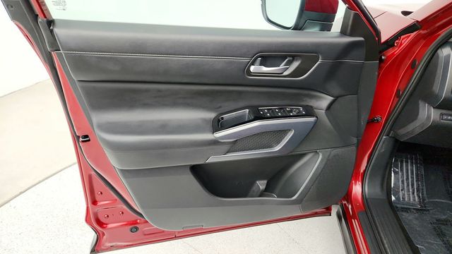 2024 Nissan Pathfinder SL 4WD - 22945906 - 9