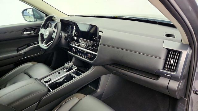 2024 Nissan Pathfinder SL 4WD - 22964443 - 25