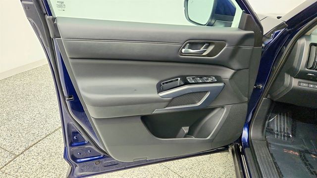 2024 Nissan Pathfinder SL 4WD - 23012296 - 9