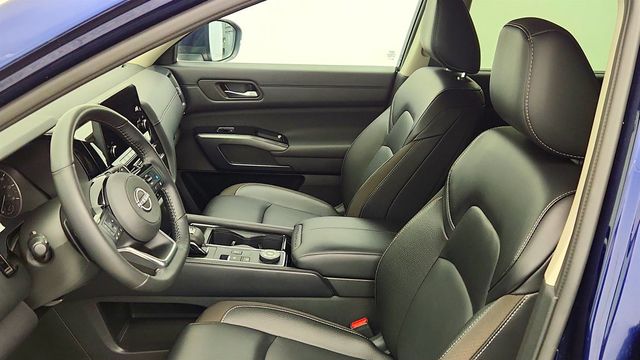 2024 Nissan Pathfinder SL 4WD - 23012296 - 19