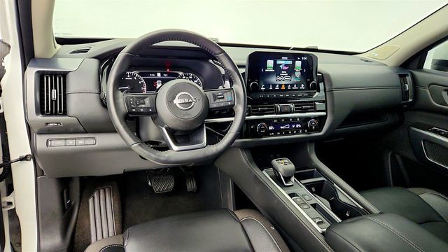 2024 Nissan Pathfinder SL w/ Premium Pkg & Cross Bars - 23073868 - 12