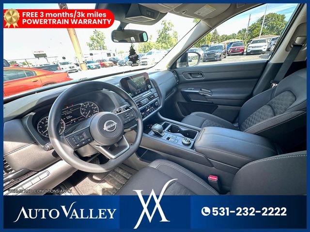 2024 Nissan Pathfinder S Sport Utility 4D - 22939079 - 13