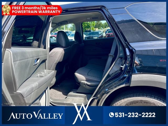 2024 Nissan Pathfinder S Sport Utility 4D - 22939079 - 19