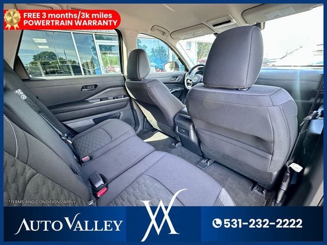 2024 Nissan Pathfinder S Sport Utility 4D - 22939079 - 25