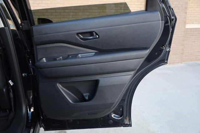 2024 Nissan Pathfinder SV - 23065375 - 21