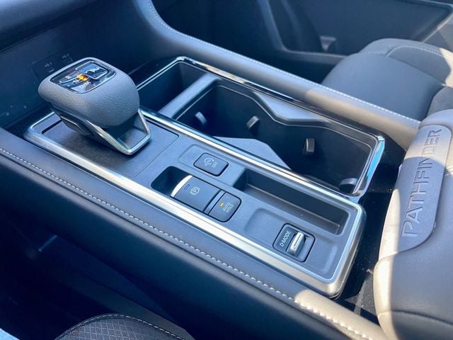 2024 Nissan Pathfinder SV - 22938831 - 15