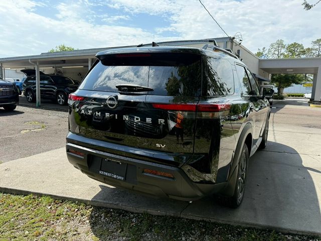 2024 Nissan Pathfinder SV 2WD - 22884429 - 9