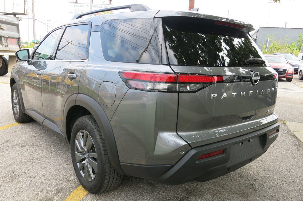 2024 Nissan Pathfinder SV 4WD - 22912426 - 2