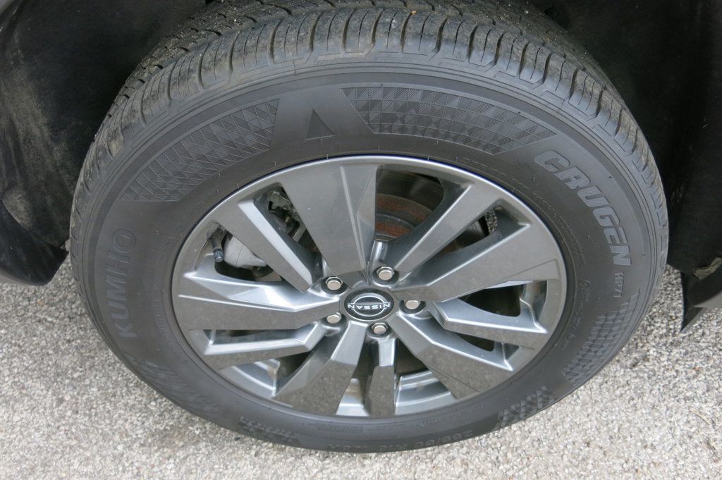 2024 Nissan Pathfinder SV photo 31