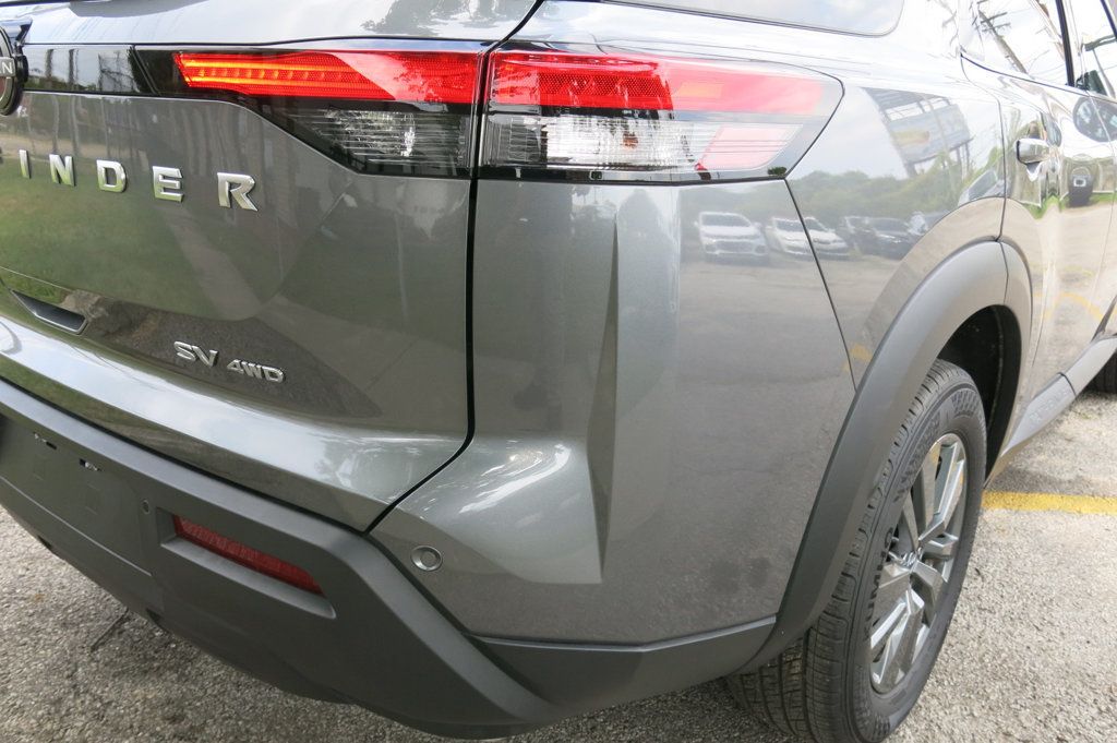 2024 Nissan Pathfinder SV photo 35