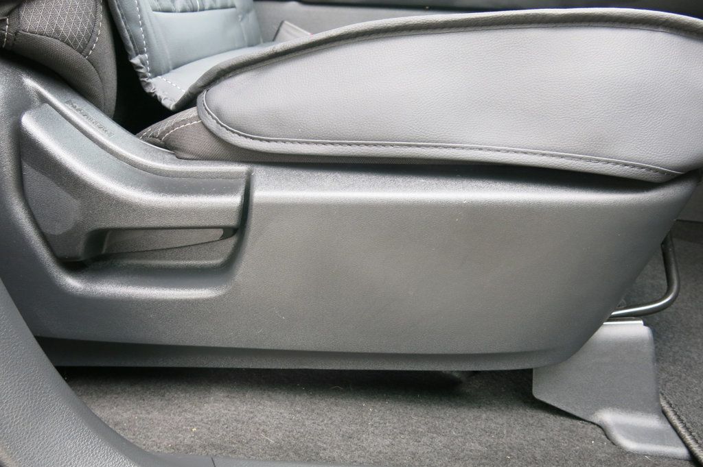 2024 Nissan Pathfinder SV photo 55