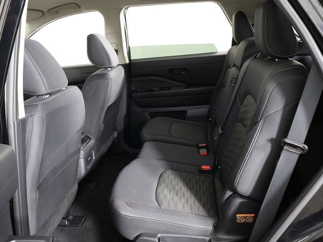 2024 Nissan Pathfinder SV 4WD - 23042641 - 32